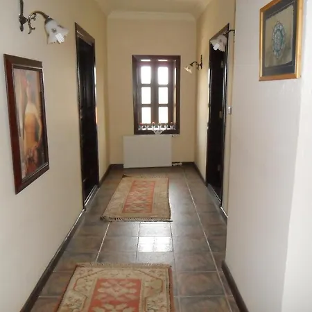Sahmeran Konak *