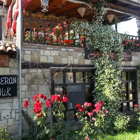 Sahmeran Konak *